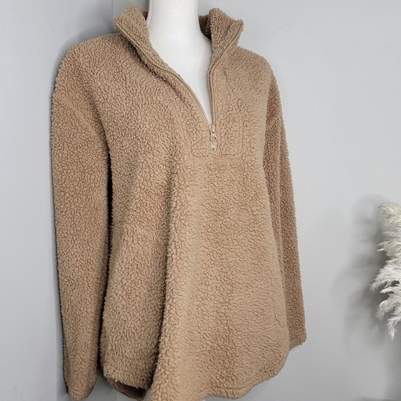 Koolaburra by UGG | Brushed Back Sherpa Pullover | Amphora Tan | Small - Picture 5 of 9